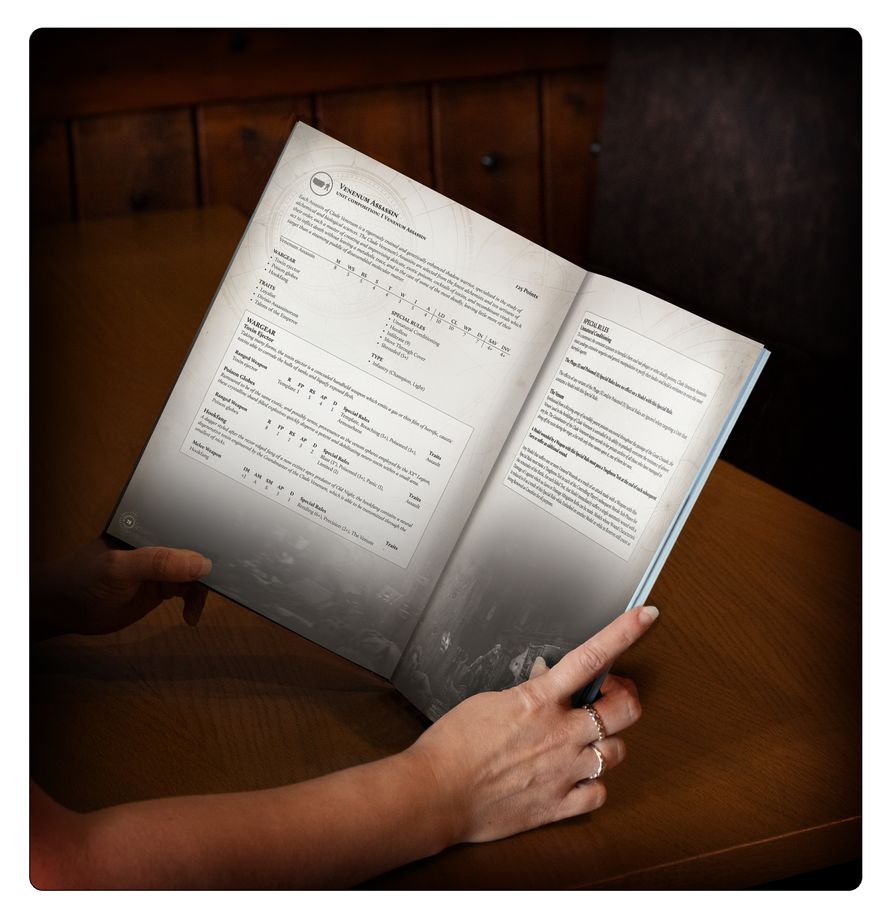 detail modelů Custodes