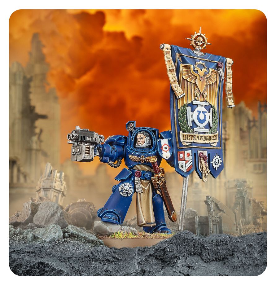 Primaris Ancient carrying a Space Marines chapter banner