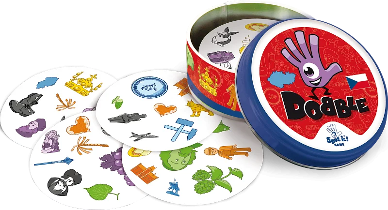 People playing Dobble Česko