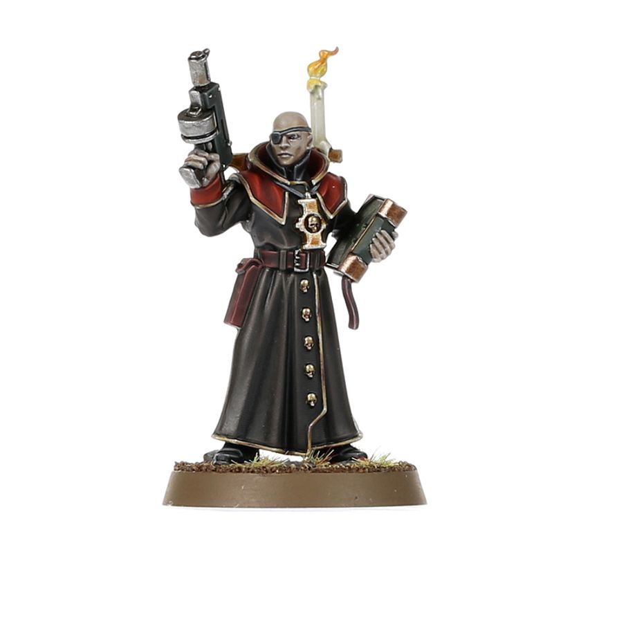Close-up of an Inquisitorial Agent