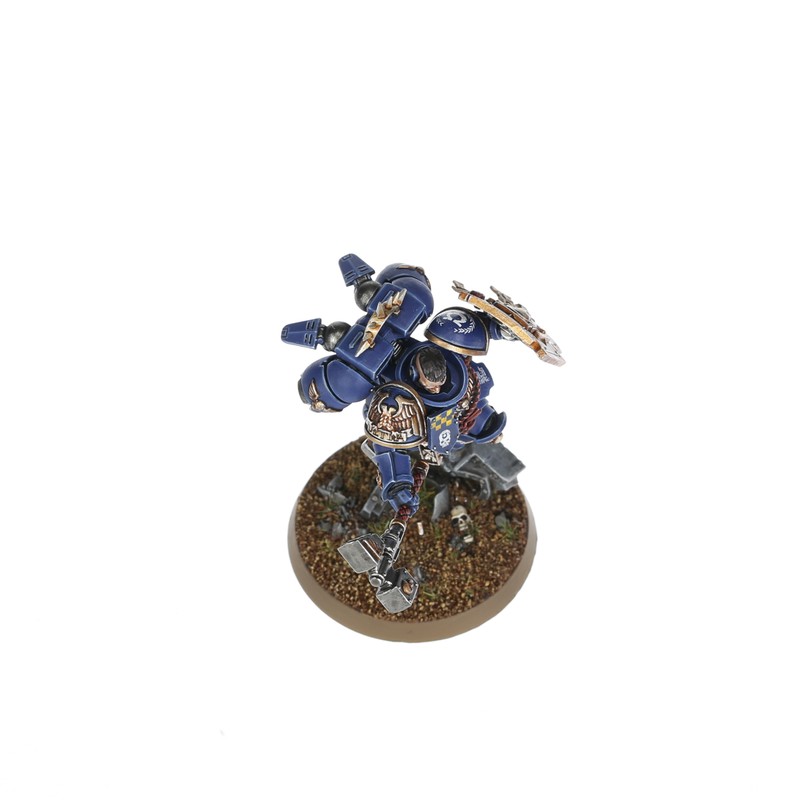 Space Marines Captain with Jump Pack miniature