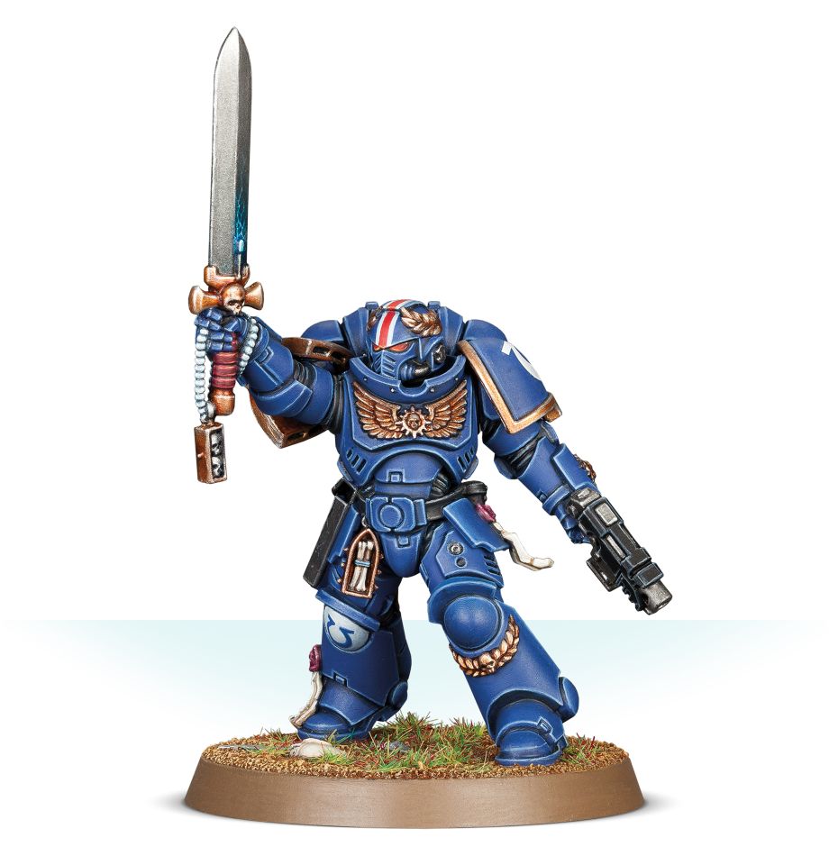 Space Marine Primaris Lieutenant With Power Sword box art